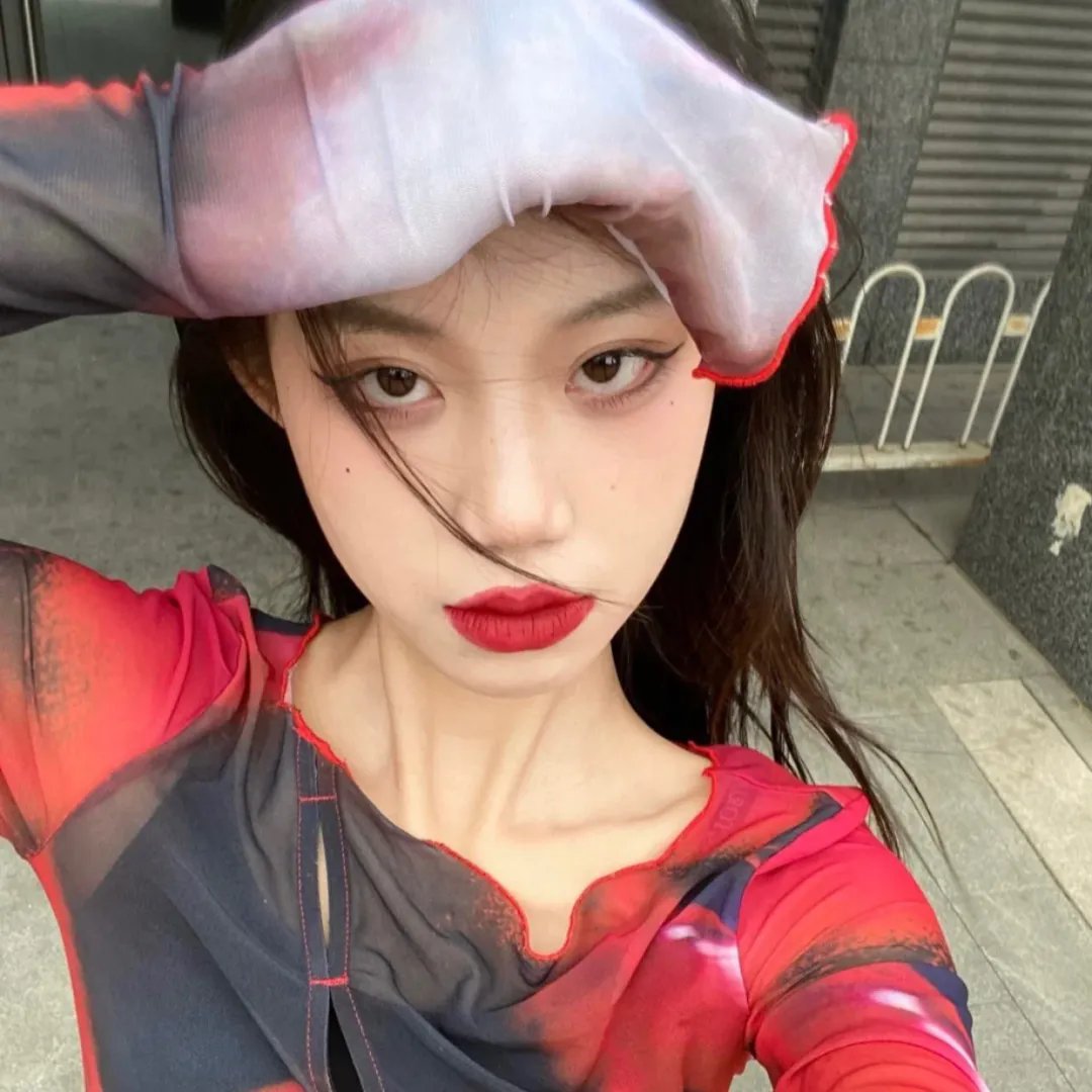 替身女配拿稳白月光剧本